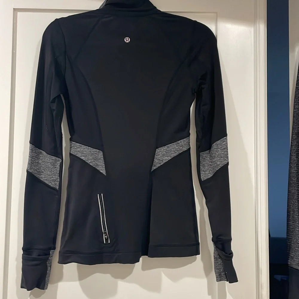 Running jacket - Picture 3 of 4